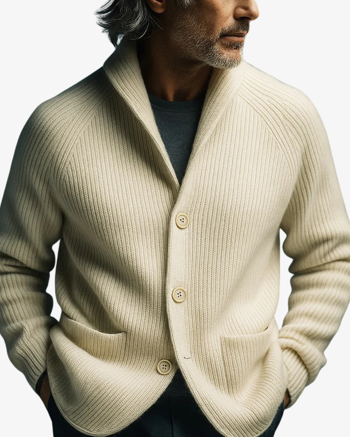 Elliot | Přizpůsobený pletený cardigan s knoflíkovým zapínáním